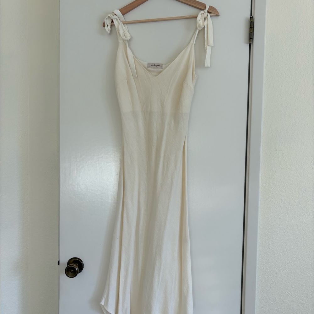 Audrey 3+1 Cream Tie-Strap Midi Dress